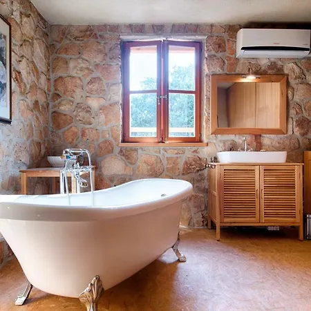 Βίλα Olive Grove House *